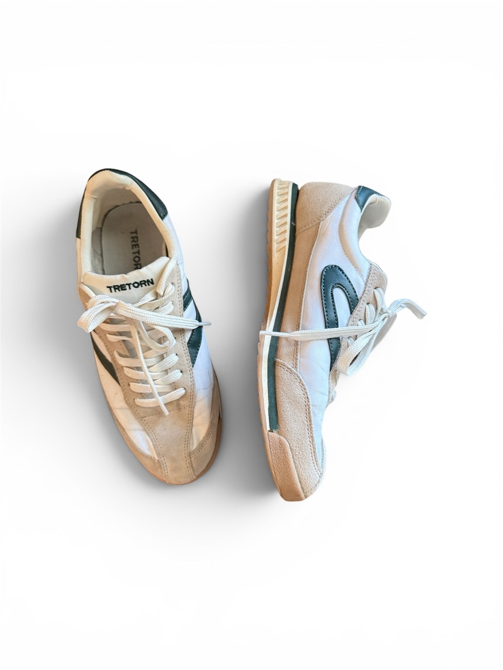 Tretorn Rawlins Women’s Size 8.5 Low-Top Sneakers in Beige and Dark Green